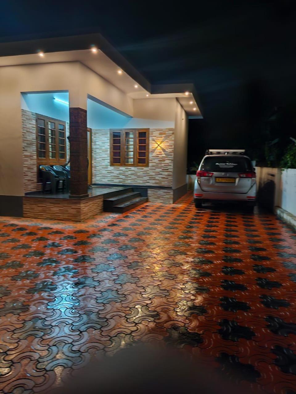 Ashvis Cottage Thekkady Extérieur photo