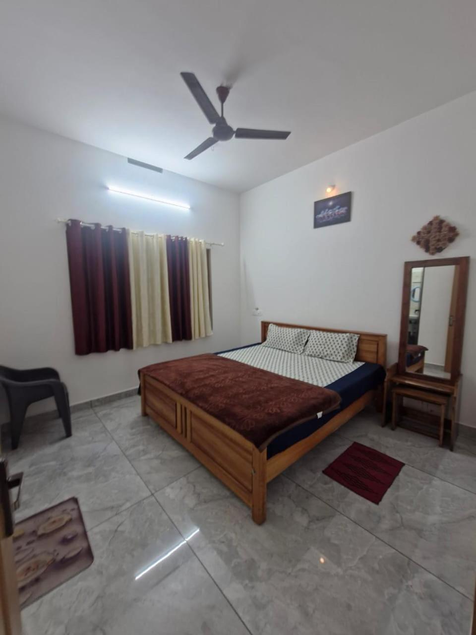 Ashvis Cottage Thekkady Extérieur photo